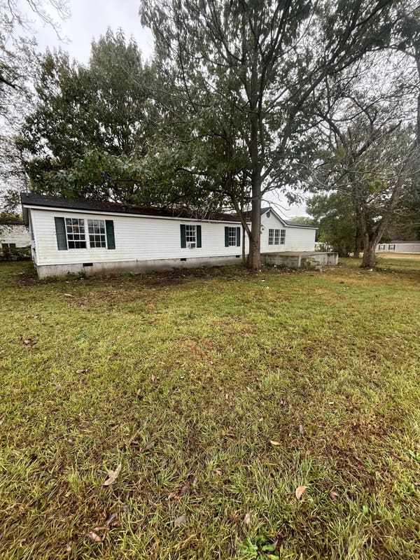 155 Spooner Drive photo 1