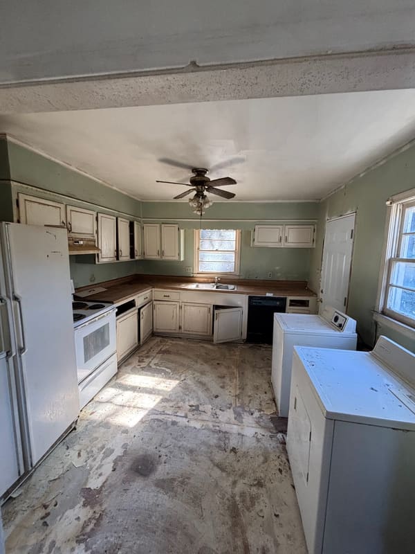 811 Lausanne Drive photo 4