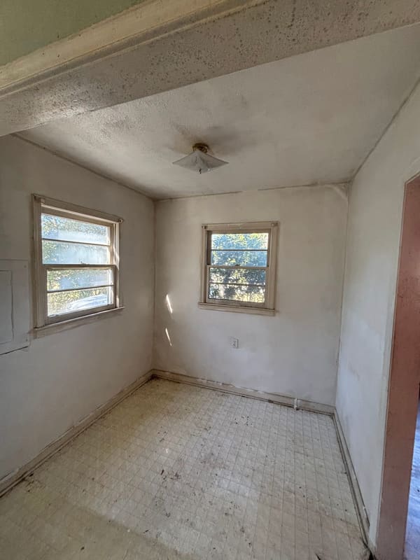 811 Lausanne Drive photo 5