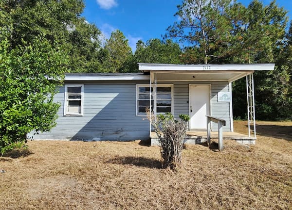 2112 S Madison Street photo 1