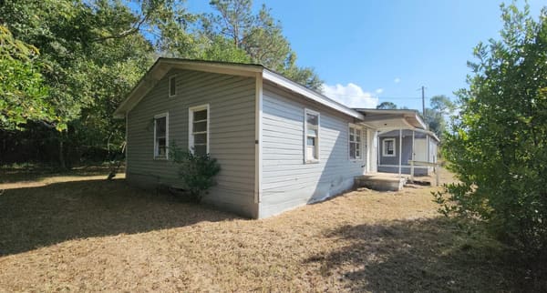 2112 S Madison Street photo 2