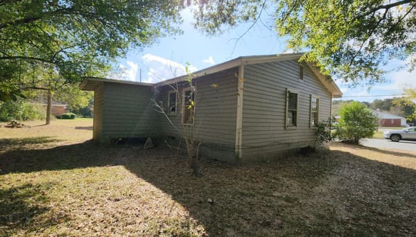 2112 S Madison Street photo 3