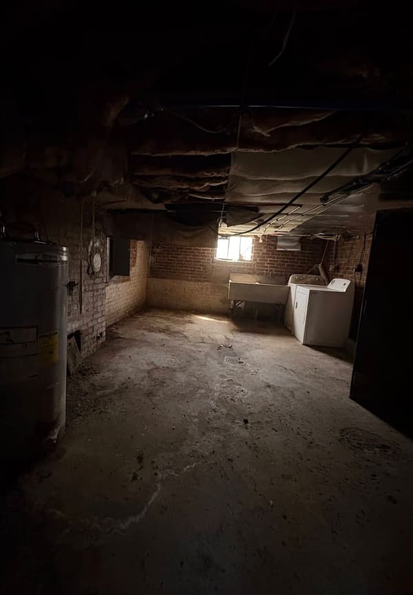 822 Tower Street photo 16