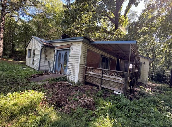 25 TIMBER LANE photo 1