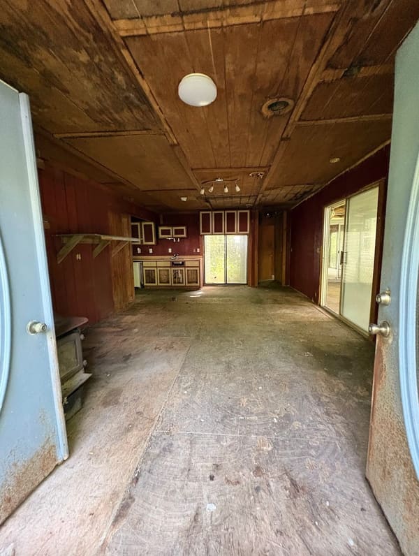 25 TIMBER LANE photo 3