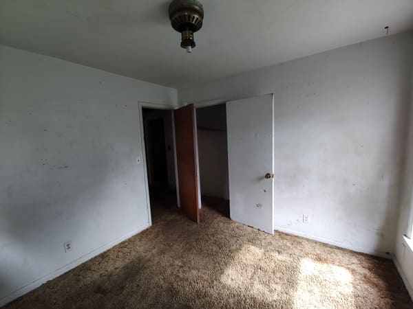 2104 Main Street photo 2