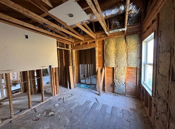 210 Suggs Street photo 4