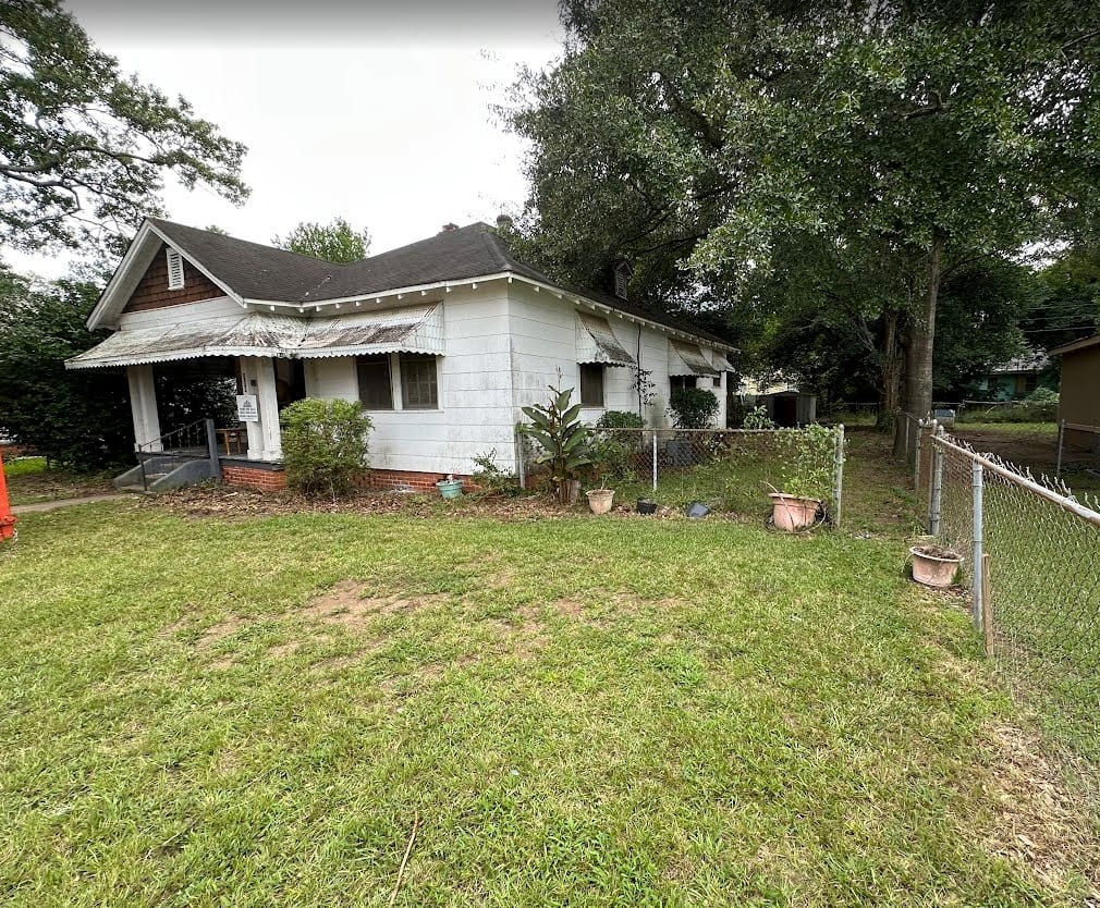 709 7th Street