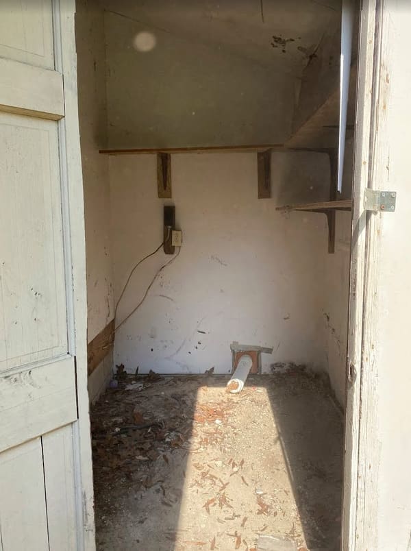 294 Sunset Drive photo 3