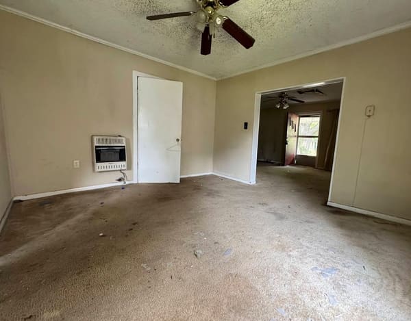 925 S 6th Street photo 3