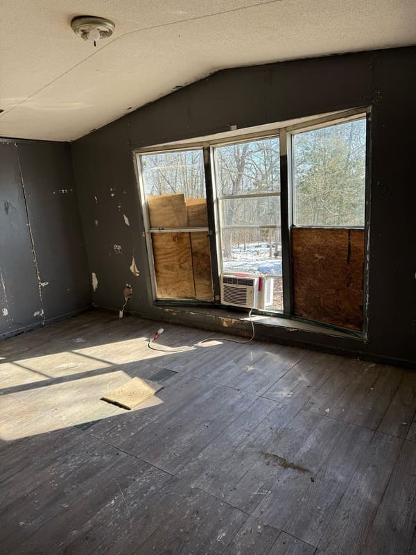 83 Sir Williams Circle photo 2