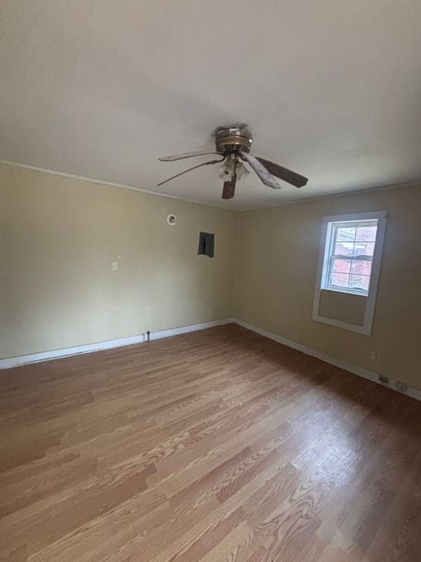 525 W Hinton Street photo 8