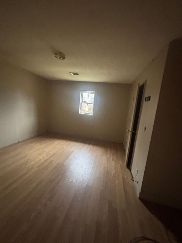 525 W Hinton Street photo 12