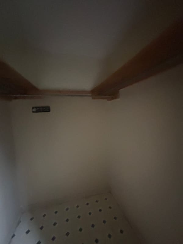 525 W Hinton Street photo 16