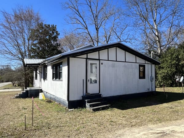 112 Hooks Street photo 2