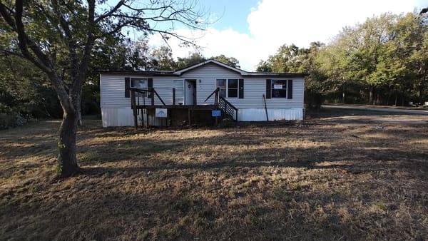 107 E Cherry Street photo 3