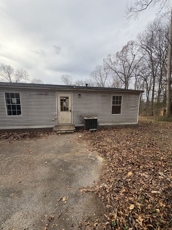 314 Old Lake Road photo 5
