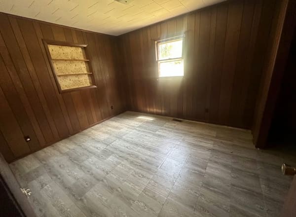 107 Neal Drive photo 9