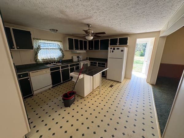 90 Beech Drive photo 12