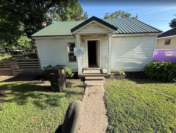 1225 Jones Street photo 1