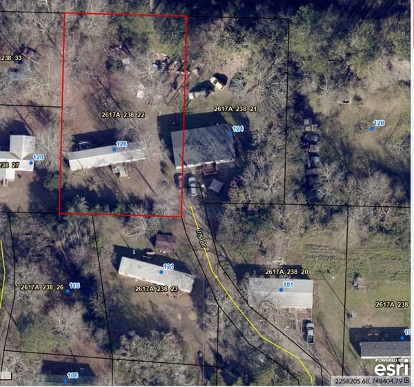 126 Iris St  photo 9