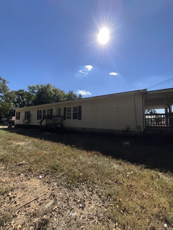 210 Agnes Drive  photo 2