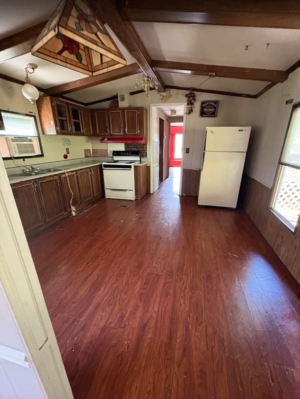 206 Ridge Road photo 9