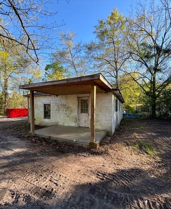 210 Hendersonville Street  photo 3