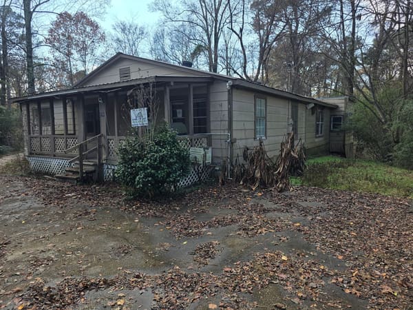 708 Woods Road photo 2