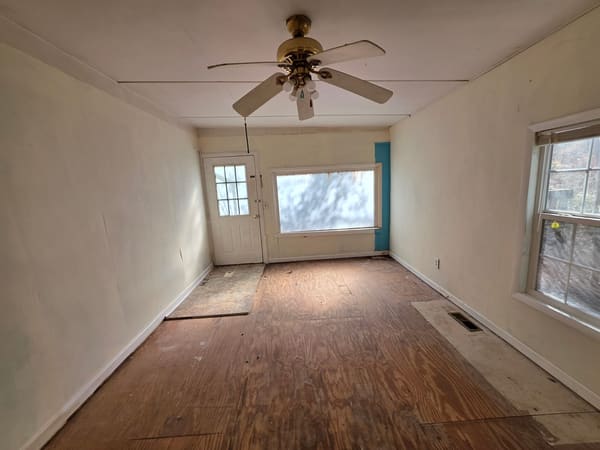 708 Woods Road photo 3