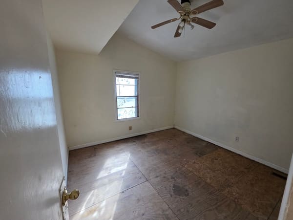 708 Woods Road photo 9