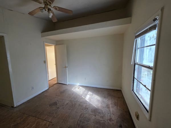 708 Woods Road photo 10