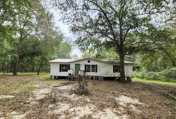 1608 Hilltop Circle photo 1