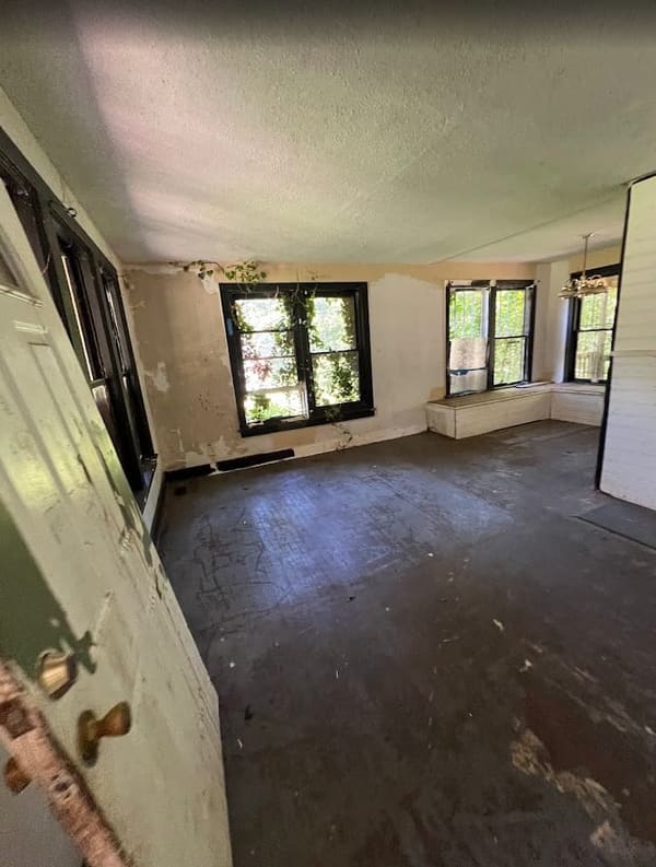 6805 Frankfort Ave photo 4