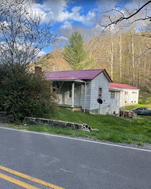 2526 Indian Creek Rd photo 1