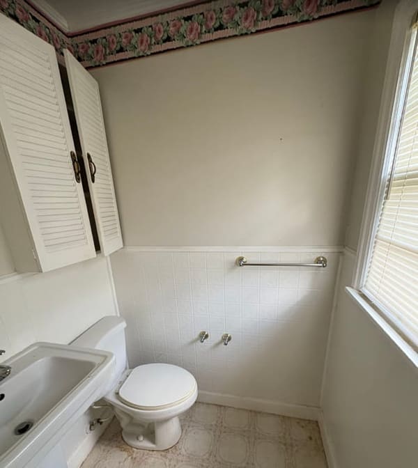 102 Williams Terrace photo 2