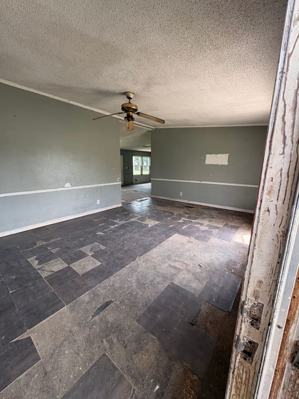 660 Roberts Road photo 5