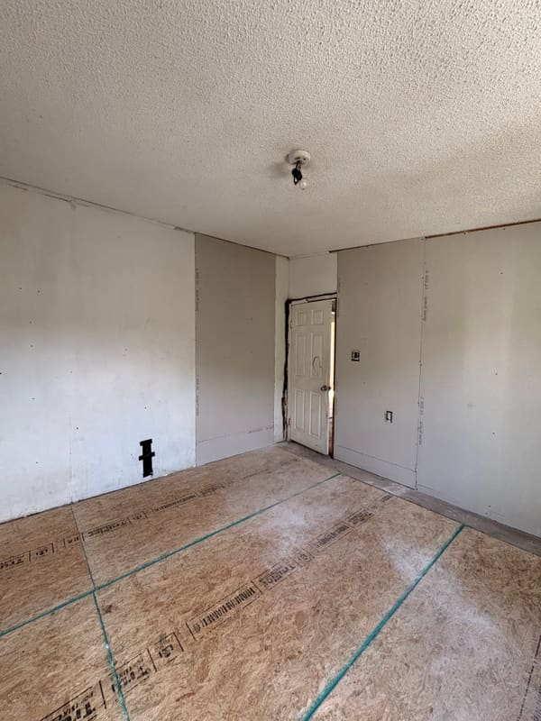 660 Roberts Road photo 9