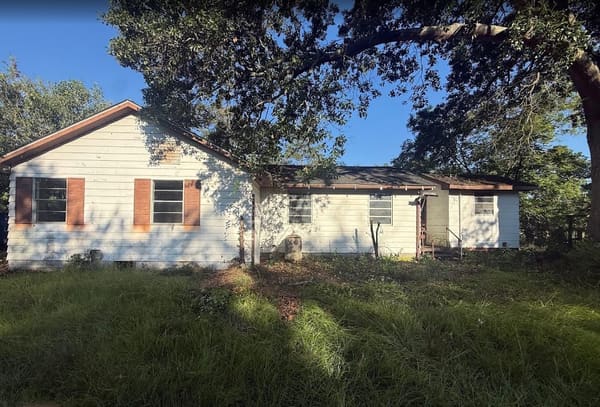 402 Lane St photo 2