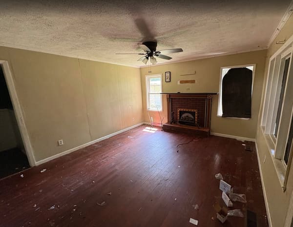 827 Old Lumberton Road photo 5