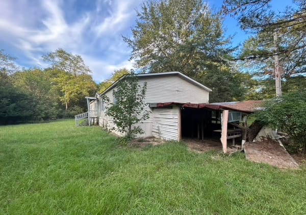 131 Elia Lane photo 2