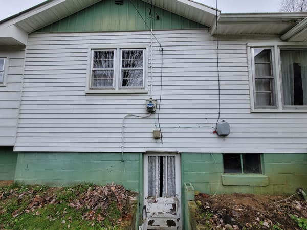 710 Hayden Hollow Road  photo 4