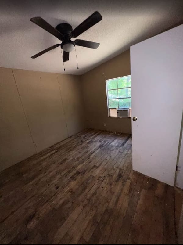 1361 Billups Street photo 2