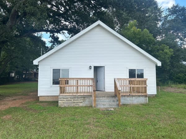 1415 W Mcintosh Road photo 1