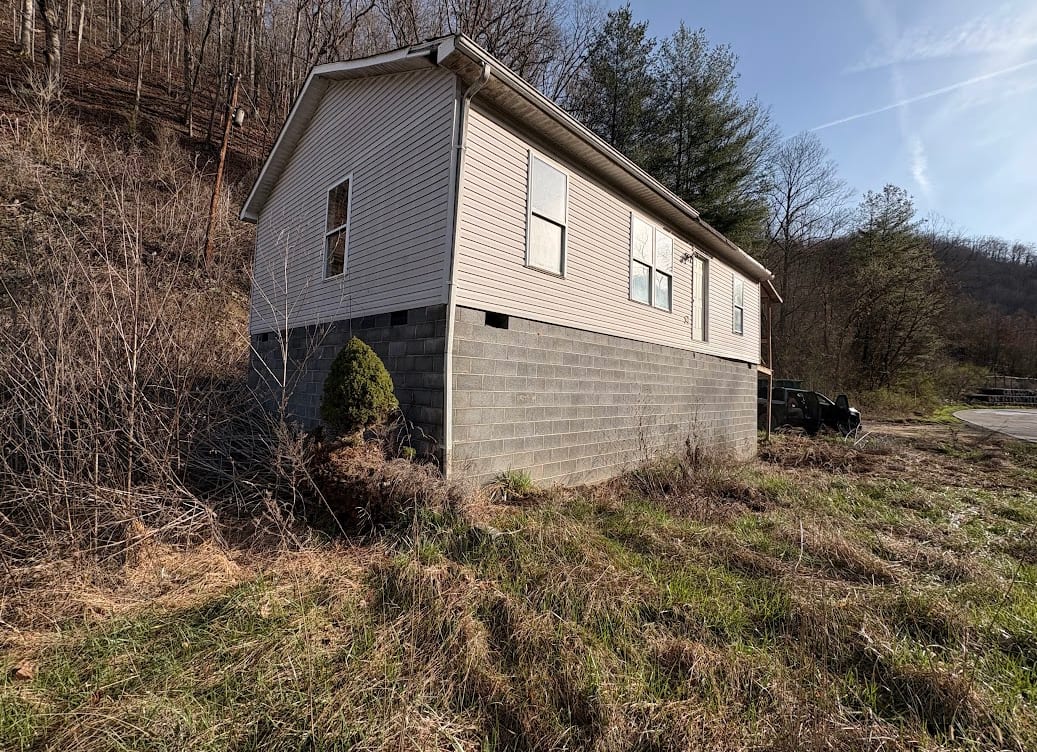 10038 Hurley Road