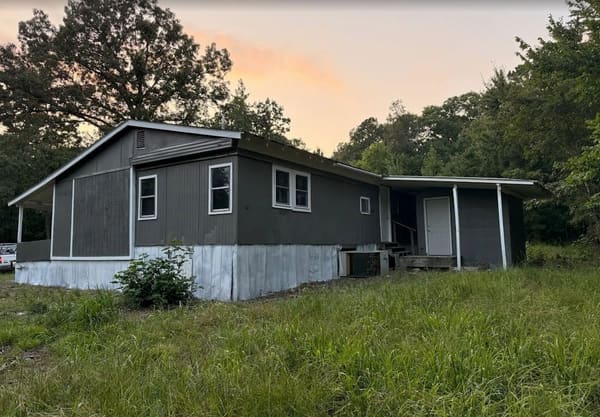 54 Hilltop Church Road photo 1
