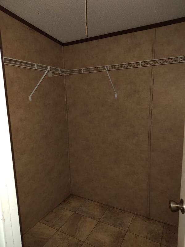 138 Humphrey Ave photo 10