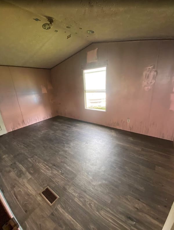22 Nicole Drive photo 3
