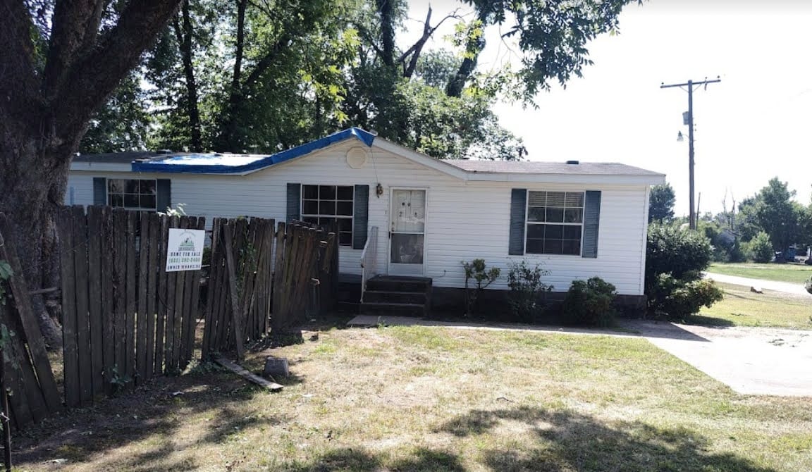 649 Marais Saline Road