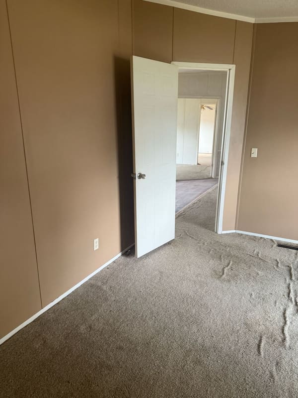 203 Oak Street photo 10